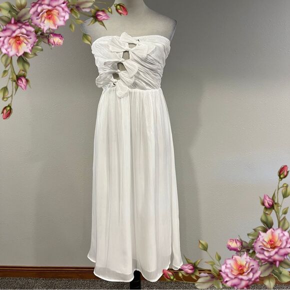 Storia Dresses & Skirts - NEW STORIA if only bow bust midi‎ dress in white
 White Strapless Dress